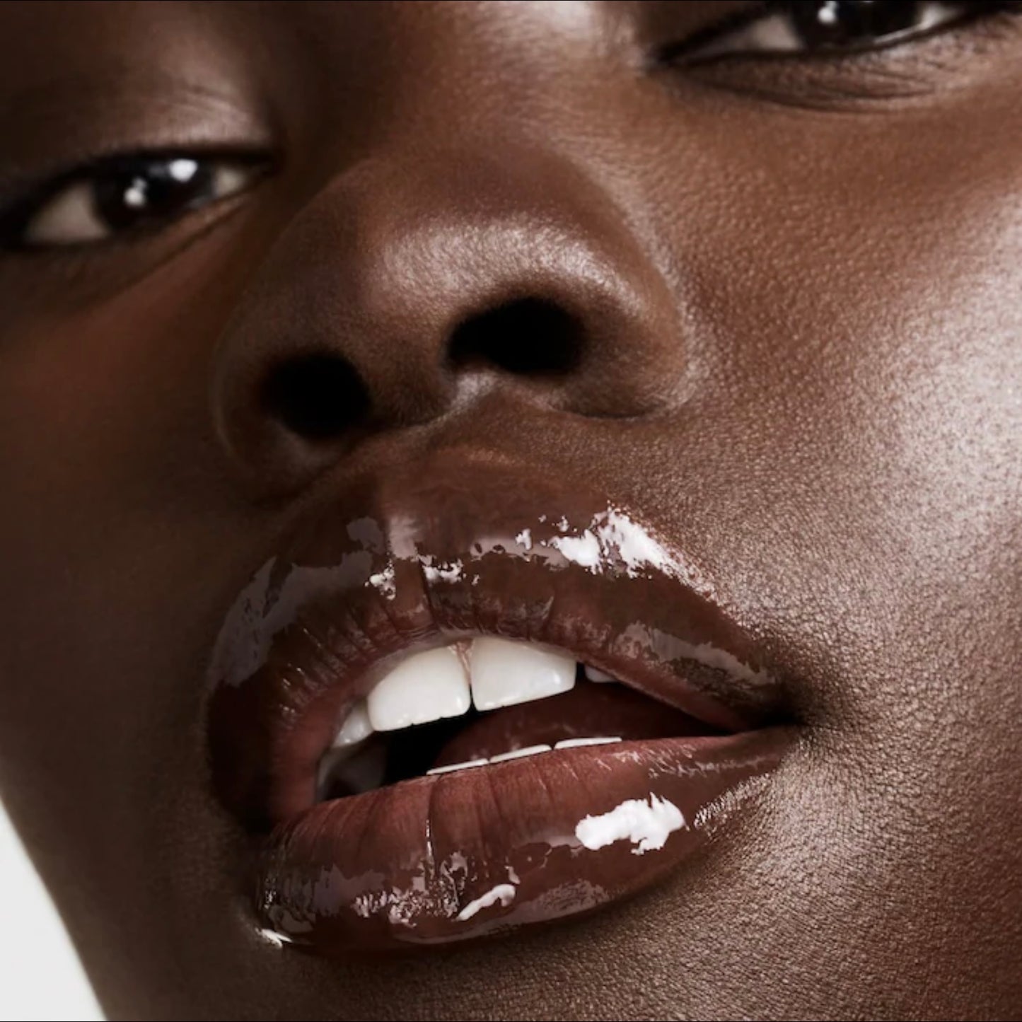 FENTY BEAUTY - Gloss Bomb Heat Universal Lip Luminizer + Plumper
